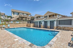 Cottage (3 Bedrooms) | Interior - Updated Myrtle Beach Cottage w/ Shared Pool! (Myrtle Beach)