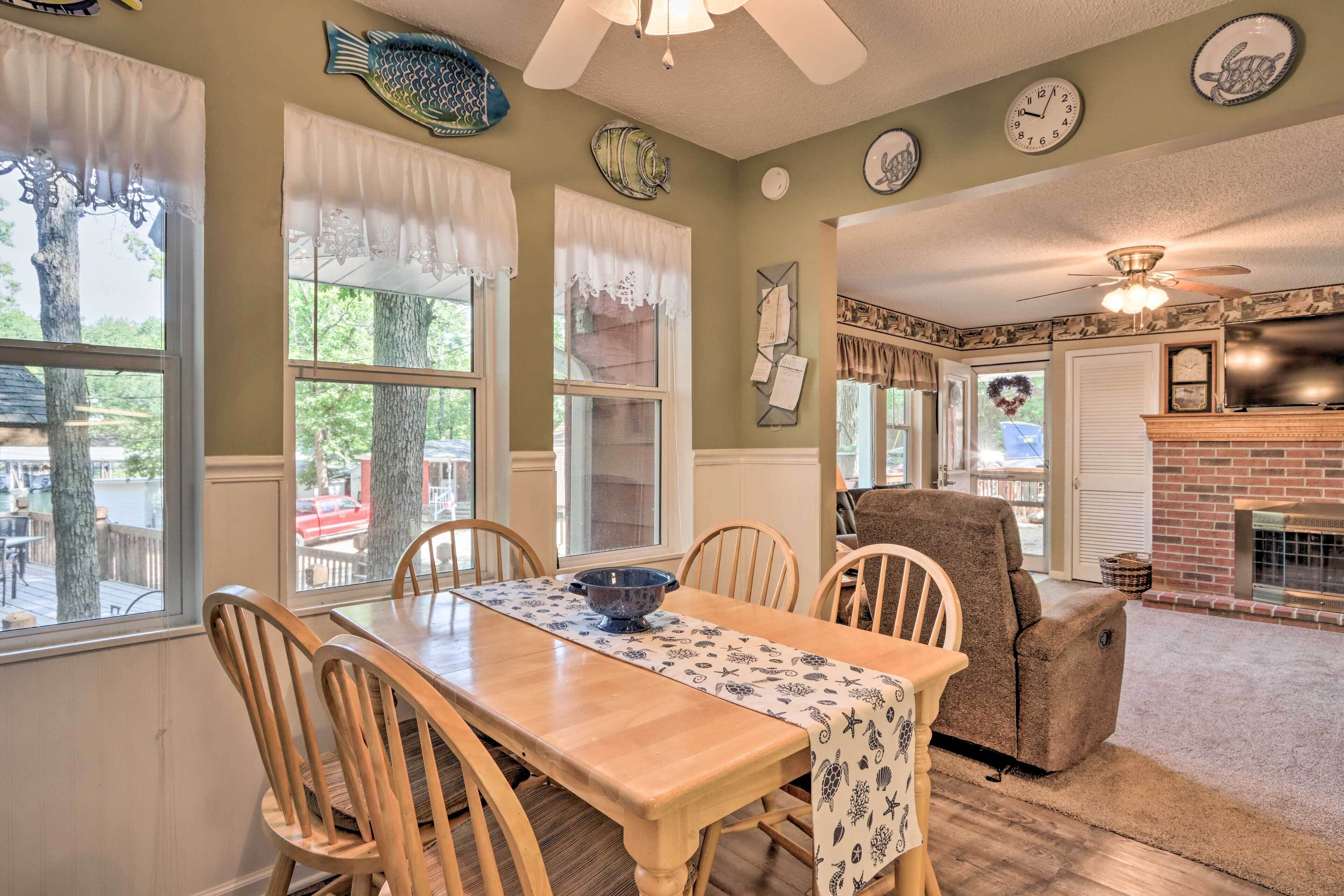 House (3 Bedrooms) | Interior