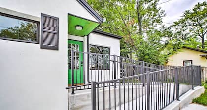 Steps to Branson Landing: Cozy Downtown Cottage!