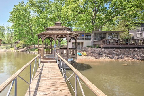 Private Dock: Home on Lake of the Ozarks