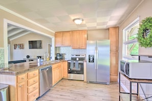 House (3 Bedrooms) | Interior - Private Dock: Home on Lake of the Ozarks (Lake Ozark)