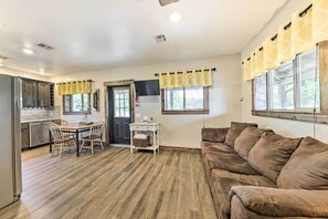 Rumah (2 Bedrooms) | Interior