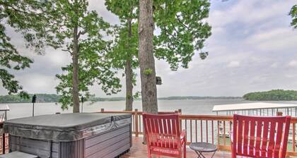 Private Dock: Waterfront Lake Ozark Home!