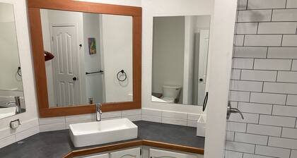 Quiet 3 Bedroom House in Desirable Eugene Neighborhood