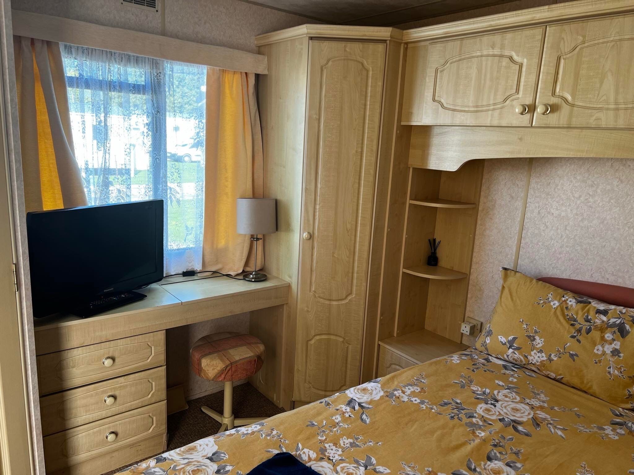 Chalet | 2 bedrooms, iron/ironing board, bed sheets