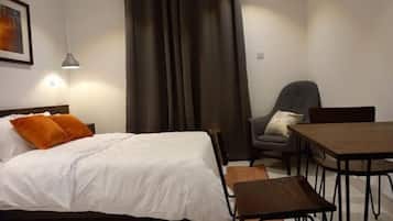 1 camera