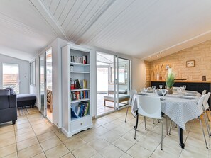 Dining - La Cabane Rouge - Wifi - Parking (Saint-Hilaire-de-Riez)