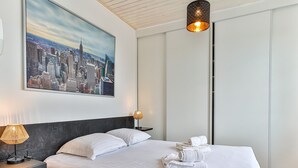 4 makuuhuonetta, silitysrauta/-lauta, Wi-Fi, vuodevaatteet