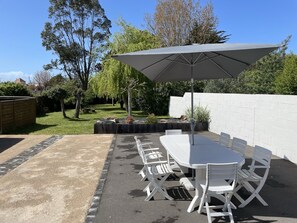 Outdoor dining - La Cabane Rouge - Wifi - Parking (Saint-Hilaire-de-Riez)