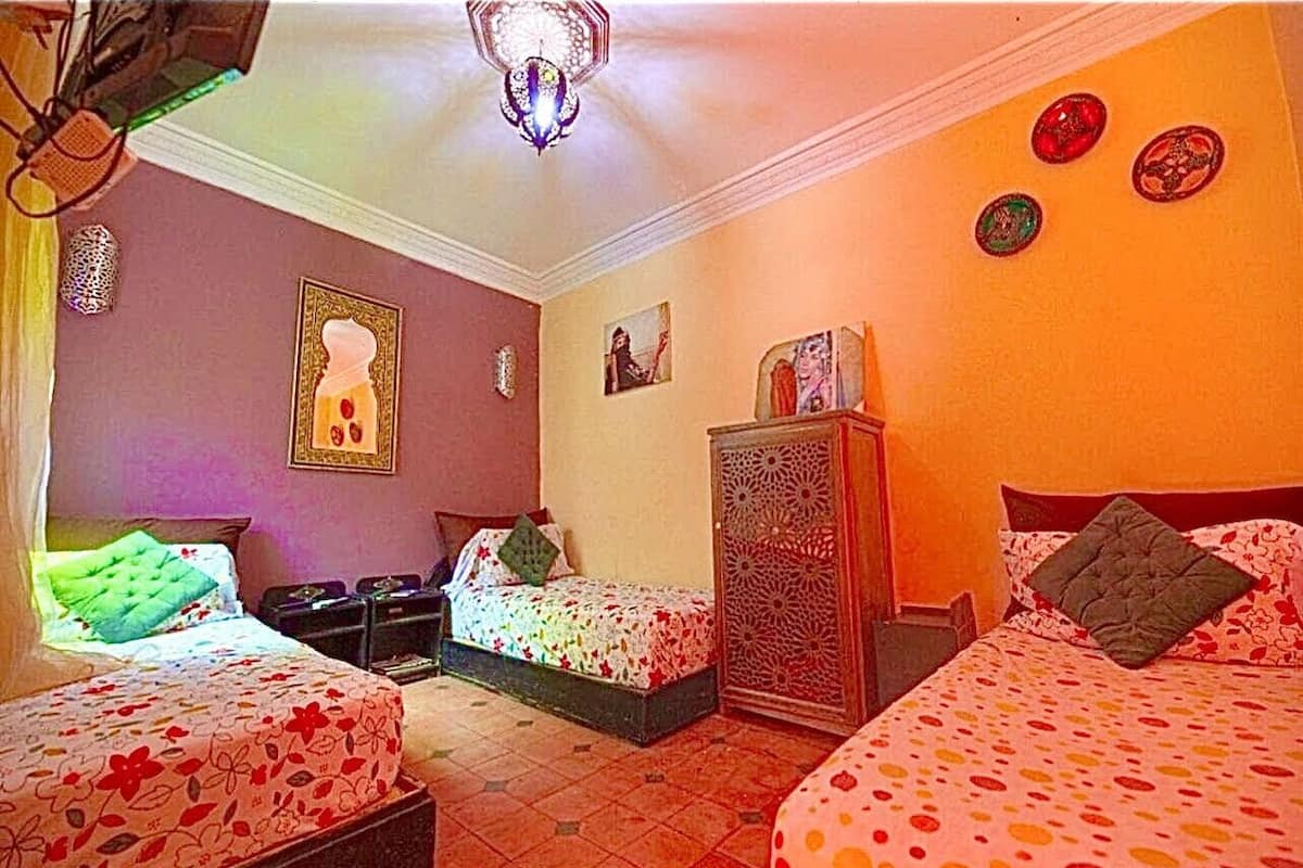 Family Room, 1 Bedroom | 1 bedroom, free WiFi