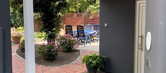 First floor vacation apartment on approx. 78 sqm, high-quality and modern furnishings with furnished terrace with garden pond and barbecue facilities, covered e-bike charging station and lockable bicycle room. You can look forward to: a fully equipped...