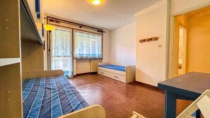 1 quarto, ferros/tábuas de passar roupa, Wi-Fi de cortesia