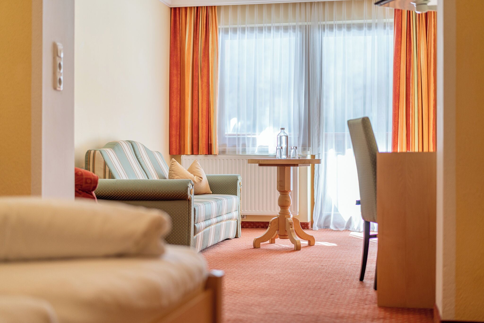 Junior-Suite | Zimmersafe, Verdunkelungsvorhänge, schallisolierte Zimmer