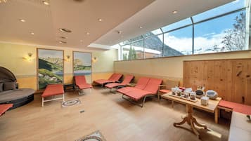 Sauna, steam room, sports massages, massages