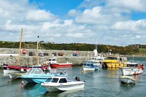Cottage | Marina