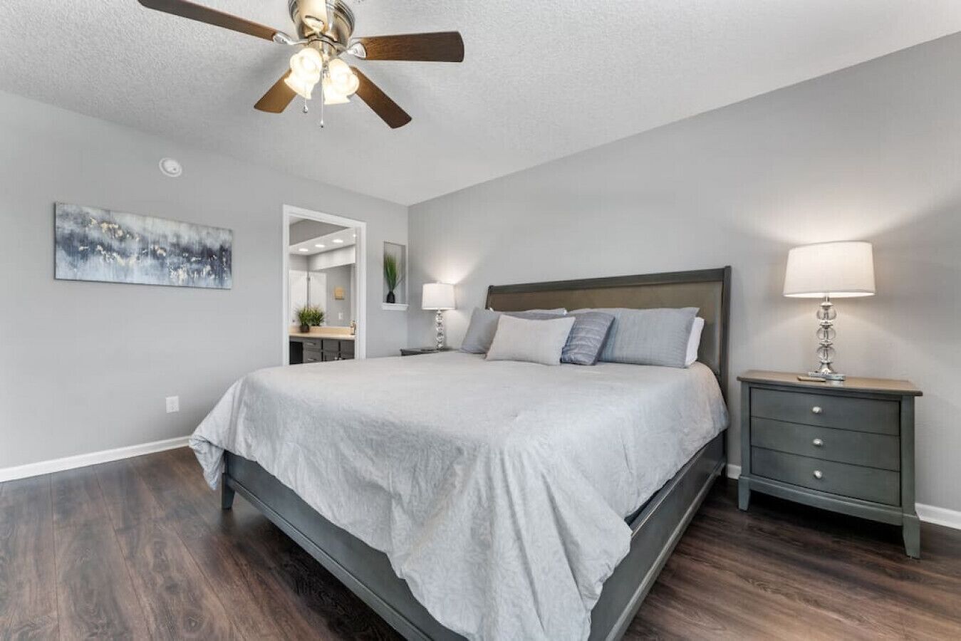 2 bedrooms, laptop workspace, iron/ironing board, travel crib