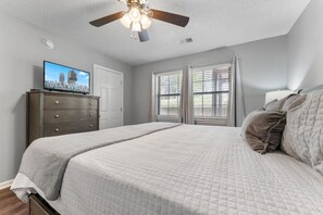 2 bedrooms, laptop workspace, iron/ironing board, travel crib