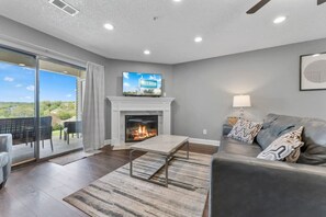 Smart TV, fireplace, DVD player