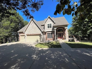 Exterior - Luxury meets nature this Innsbrook stunning home (Innsbrook)
