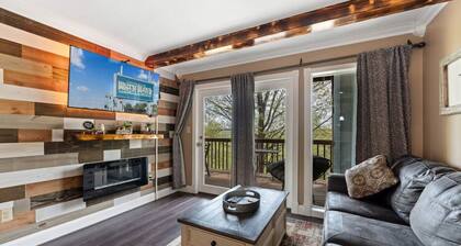 Cozy Branson Condo with Free attraction Tickets! Easy Walk-In Access & Close to Attractions!