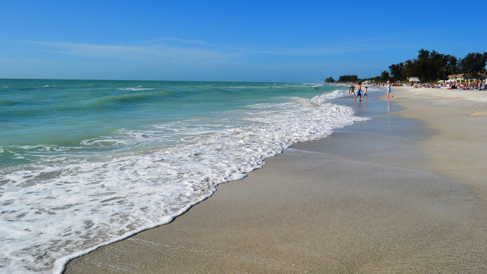 Beach nearby, beach towels