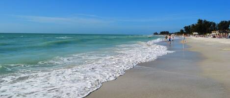 Beach nearby, beach towels