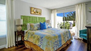 3 bedrooms, iron/ironing board, free WiFi, bed sheets - BOOK NOW & SAVE!! CLOSE TO IMG!  Base Rent has been REDUCED by 20 percent!  LOVELY THREE BEDROOM TWO BATH HEATED POOL HOME CLOSE TO ANNA MARIA ISLAND! (Bradenton)