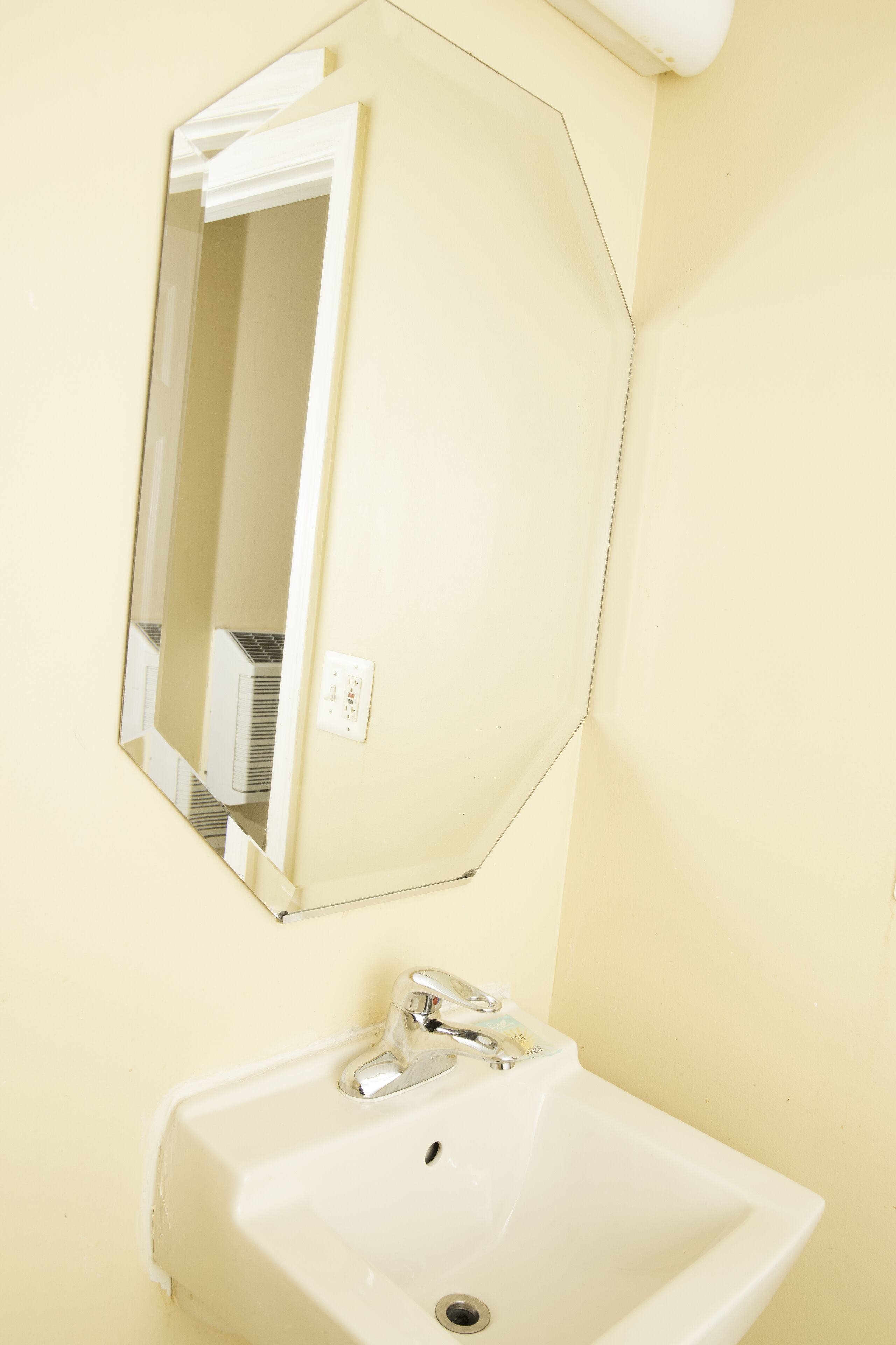 Capri inn and Suites