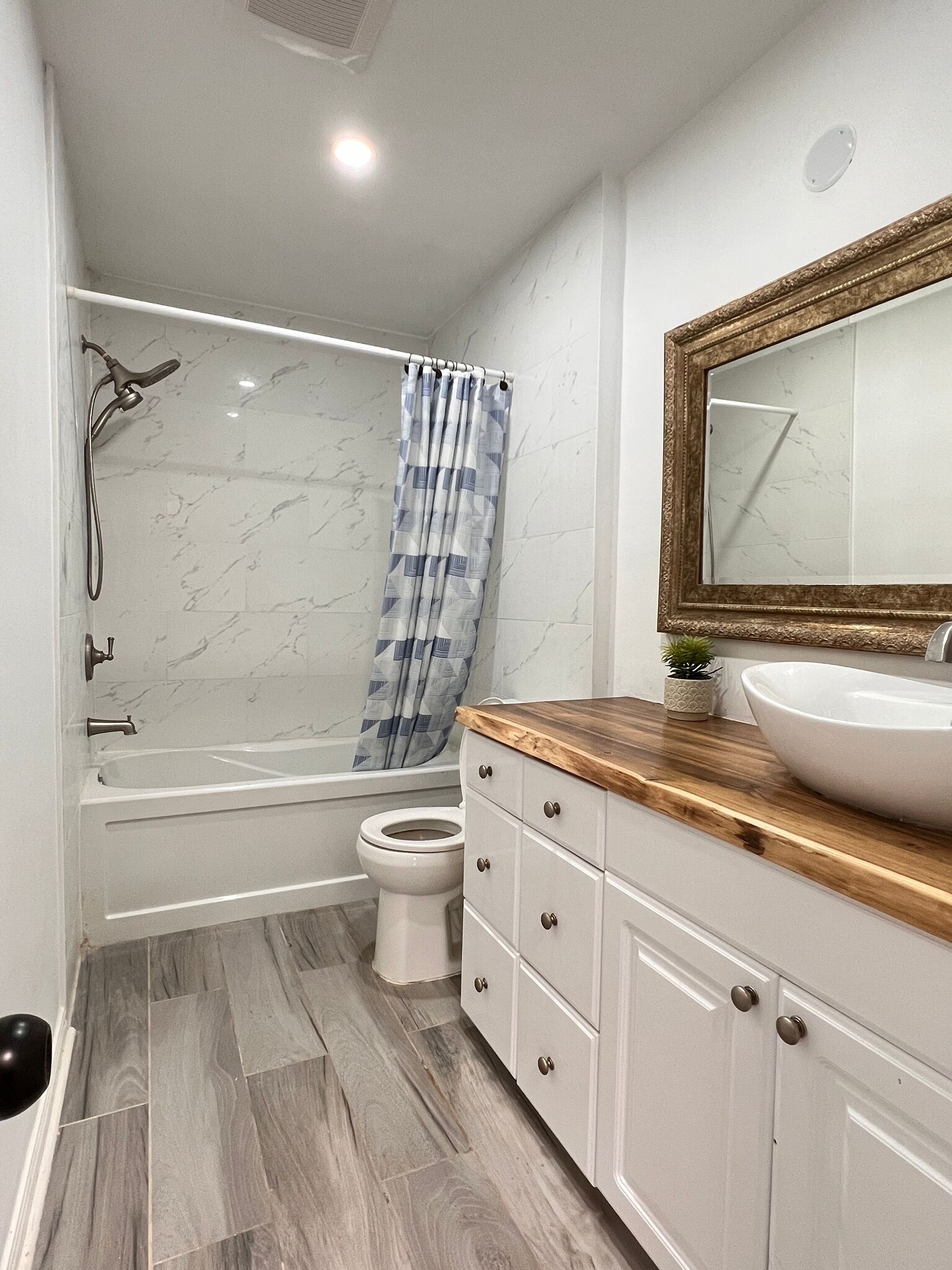 Cozy Home in Prince Edward County