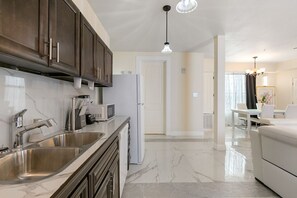 Fridge, microwave, oven, stovetop