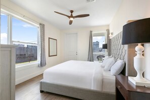 4 bedrooms, iron/ironing board, bed sheets