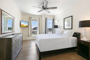 4 bedrooms, iron/ironing board, bed sheets