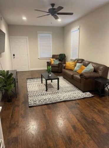 Charming 2bdrm house, minutes from Spooky Nook