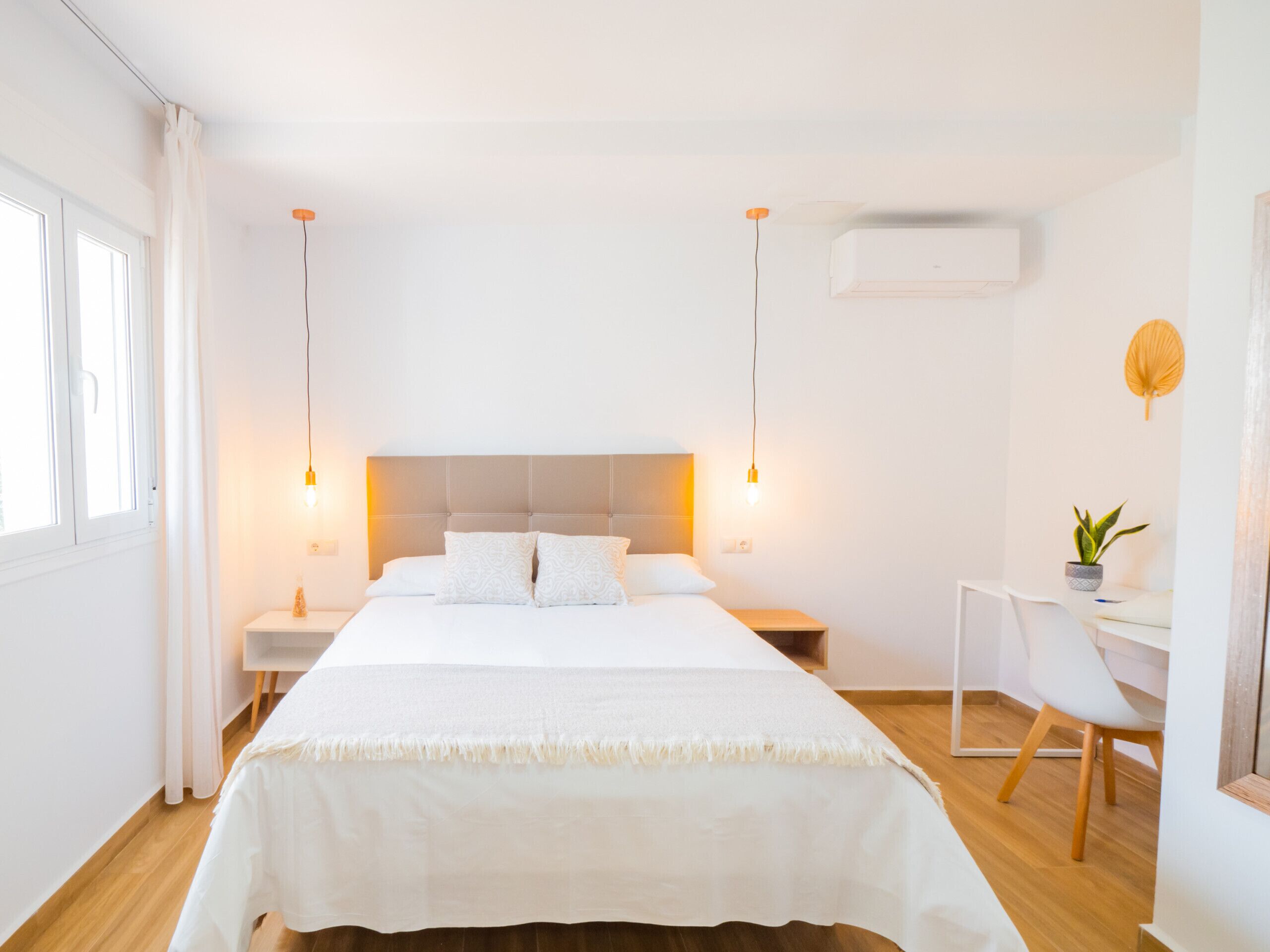 1 slaapkamer, een bureau, een strijkplank/strijkijzer, gratis wifi