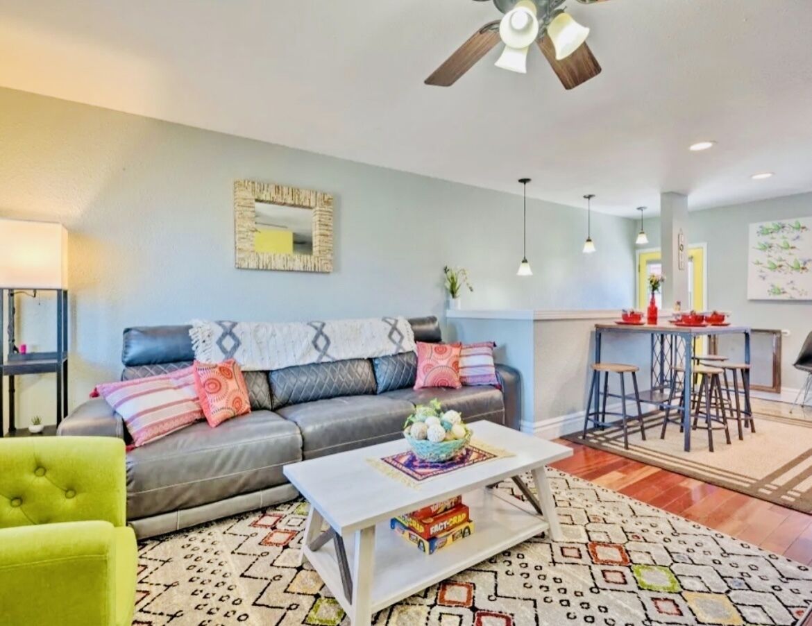 Colorful artsy Pet and family friendly home w/ large yard centrally located home