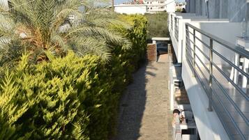 Deluxe Suite, Sea View | Exterior