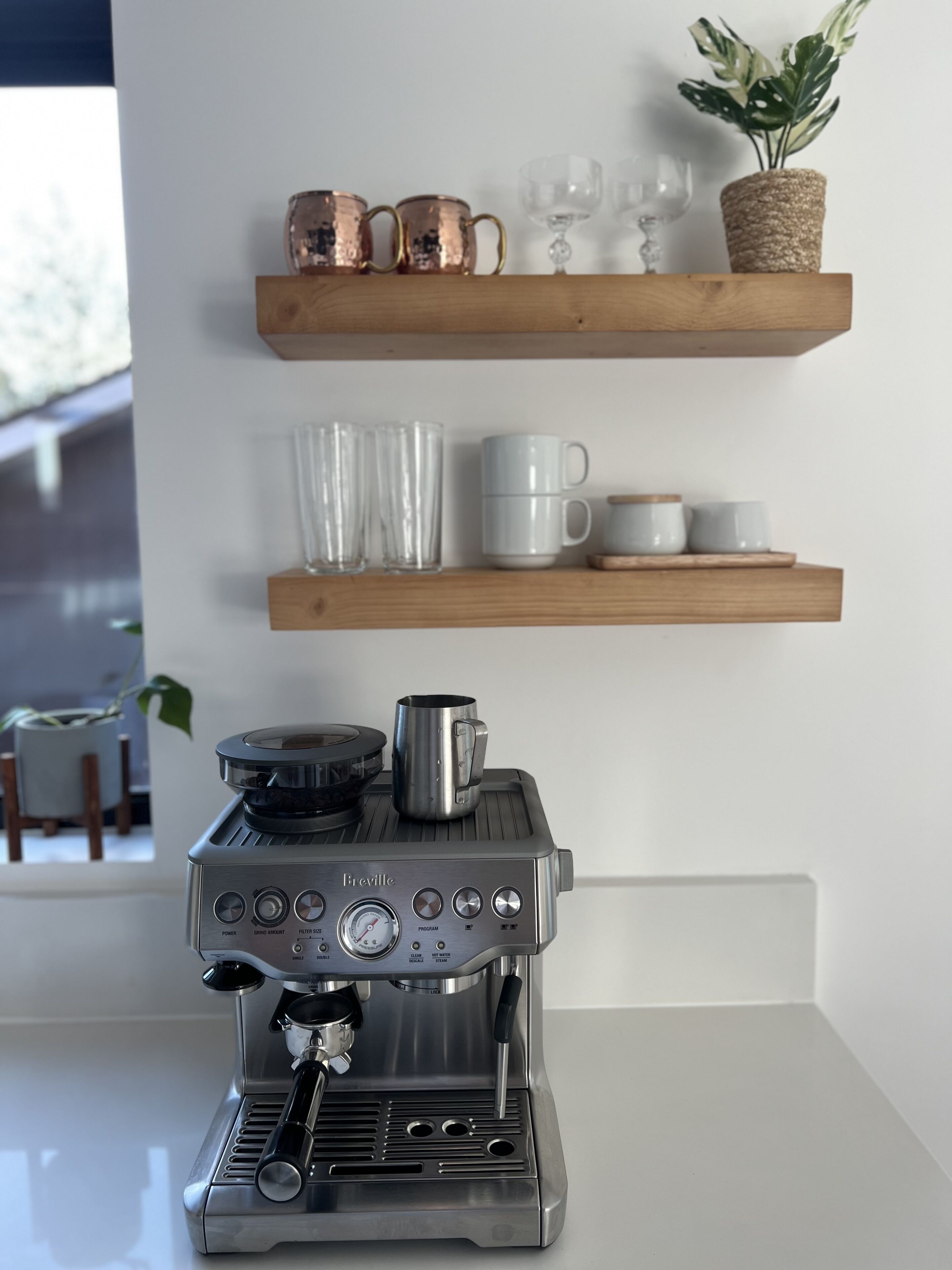 Abodu Modern Cottage 2bd w/ hot tub - in Greenlake