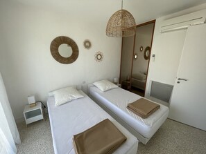 1 slaapkamer, een strijkplank/strijkijzer, gratis wifi