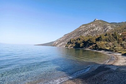 Calypso Villa with Jacuzzi Pool & Sea View