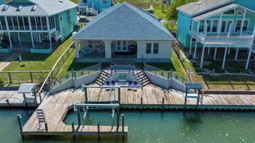 House (5 Bedrooms) | Front of property