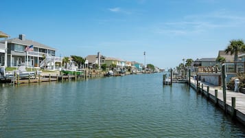 House (5 Bedrooms) | Property amenity