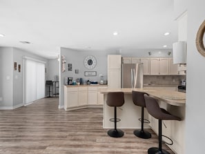 House, Multiple Beds, Pool Access, Pool View | Private kitchen