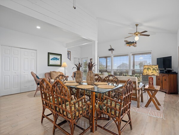 House (4 Bedrooms) | Property amenity