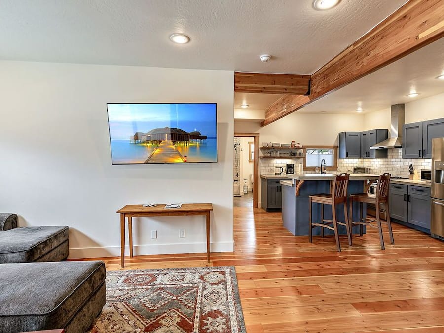 Grand House | Living area | 65-inch TV with digital channels, streaming services