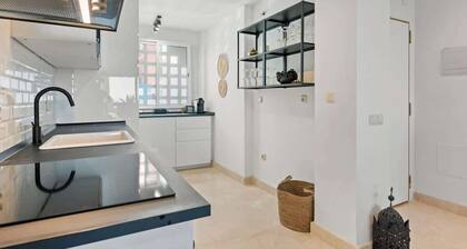 Calahonda apartment by Costarentals - Ref 205