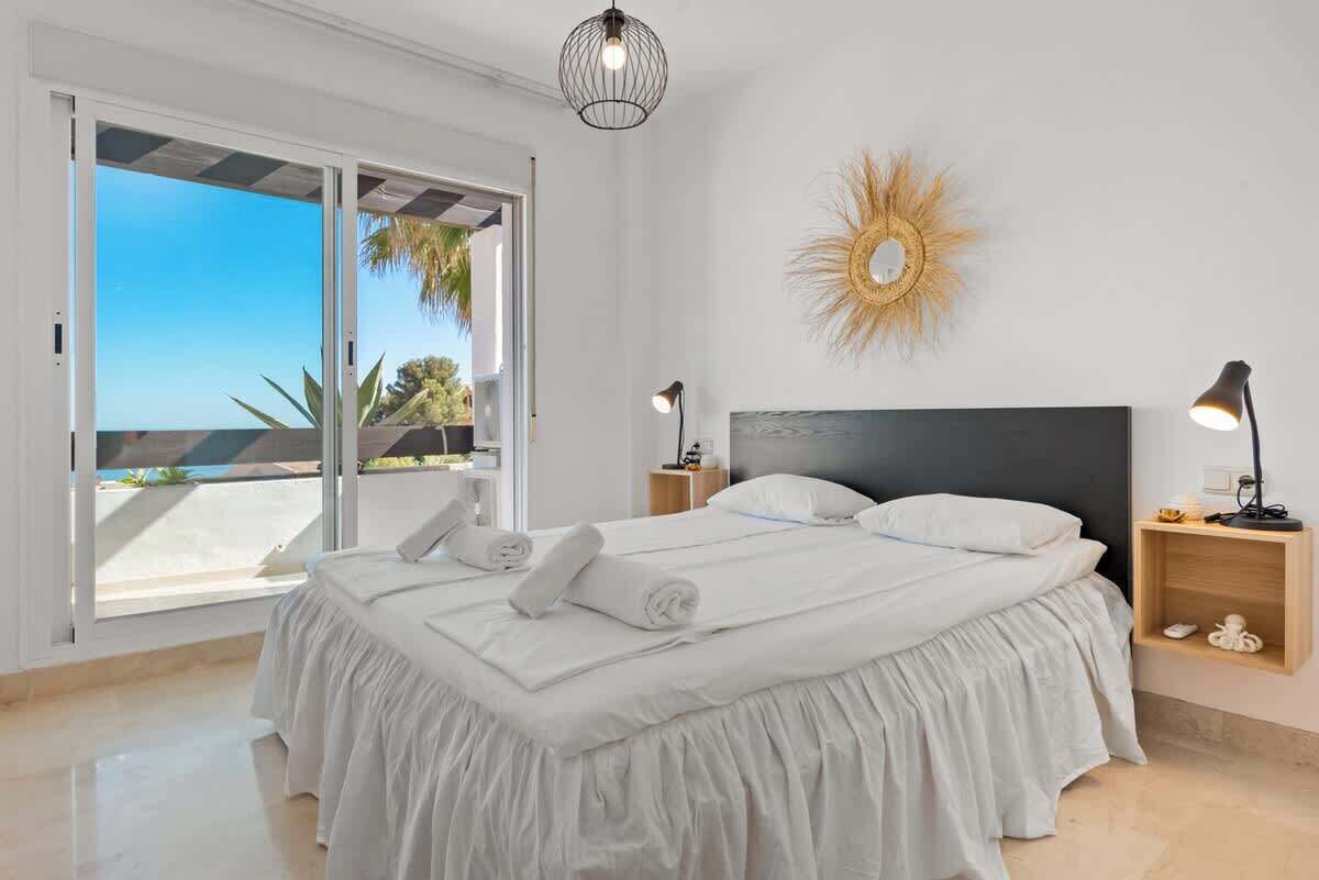 2 habitaciones, tabla de planchar con plancha y wifi gratis 