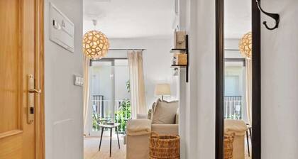 Fuengirola Cozy apartment by Costarentals- Ref 207