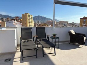 Terrace/patio - Stunning Rooftop Condo with Sea Views in Fuengirola (Fuengirola)