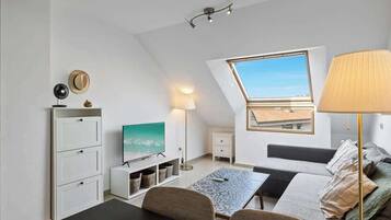 Een smart-tv en een kantoor