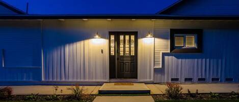 تفاصيل الفندق من الخارج